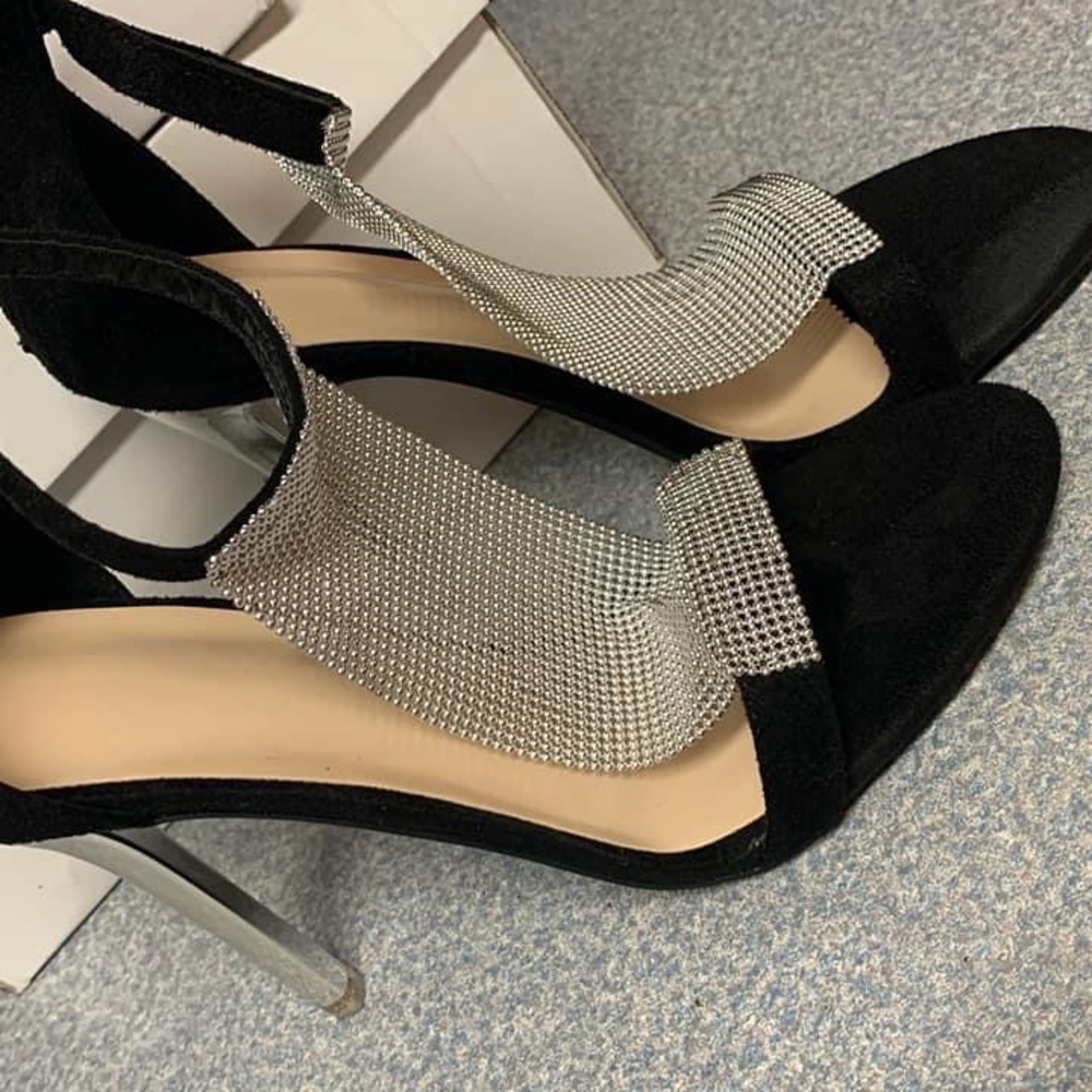 Size 8 brand new